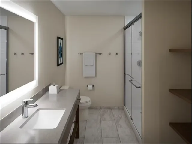غرفة رباعية بسريرين كوين، The Chateau Hotel And Conference Center 3/3