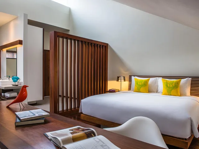جناح غراند بسرير كوين، The Aviary Hotel 2/2