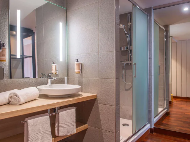 غرفة بريفيليج بسرير مزدوج بإطلالة على البحر، Mercure Dieppe La Presidence 5/5