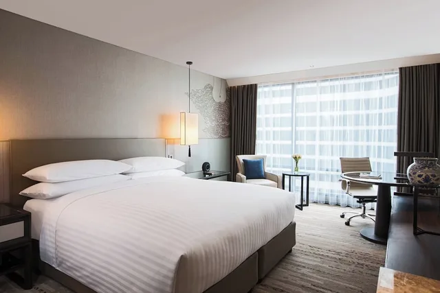 غرفة بسرير كينج بإطلالة على المتنزه، Bangkok Marriott Marquis Queens Park 1/10