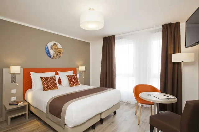 شقة بسرير مزدوج بغرفة نوم واحدة مع أريكة، Residhome Paris Rosa Parks 2/5