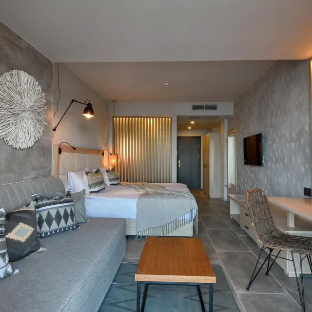 غرفة بسرير مزدوج، Grifid Hotel Vistamar 1/7