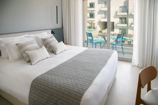 Swim Up, Superior, Queen Bed، Atlantica Aqua Blue Hotel 1/2