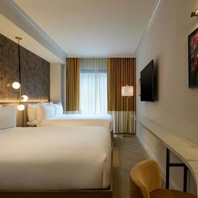غرفة بسريرين كوين لذوي الإعاقة، Canal House of Georgetown, a Tribute Portfolio Hotel 1/3