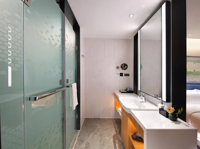غرفة كومفورت بسرير كينج، Hampton by Hilton Guangzhou Tianhe Sports Center 8/8