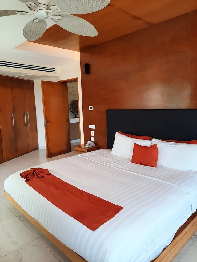 Senior, Suite, King Bed, Artisan Family Hotels & Resort Collection Playa Esmeralda 6/10