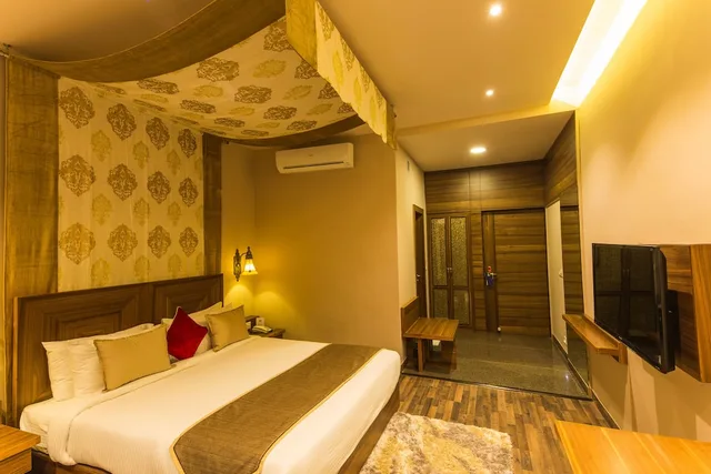 غرفة فاخرة بسرير مزدوج، VESTA BIKANER PALACE 3/10
