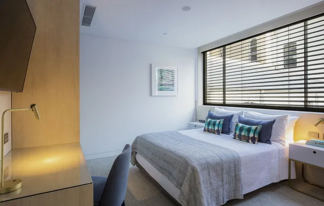 غرفة بسرير كوين، Spicers Potts Point 3/3