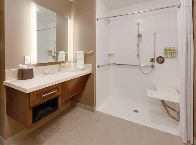 جناح بسرير كينج، STAYBRIDGE SUITES OKLAHOMA CITY - DOWNTOWN 2/2