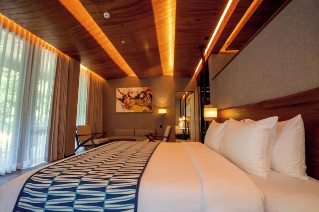 Suite, Double Bed, Pool Access، The Kemilau Ubud 2/3