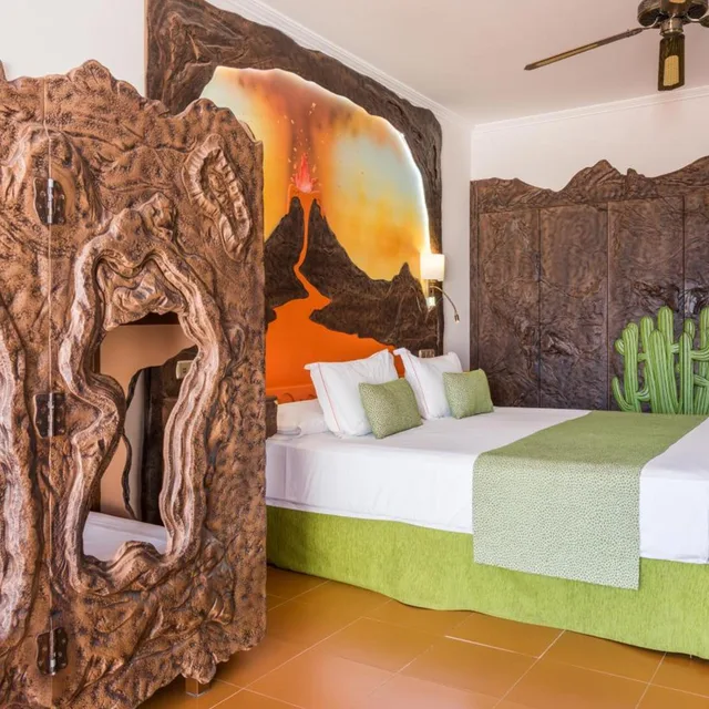 Theme, Double Bed، BLUESEA Costa Bastian 4/5