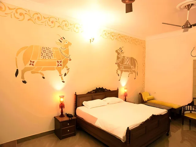 غرفة بسرير كينج، Vijaigarh Kothi 2/2