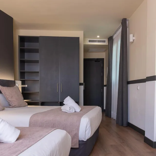 جناح عائلي، May Ramblas Hotel 8/10