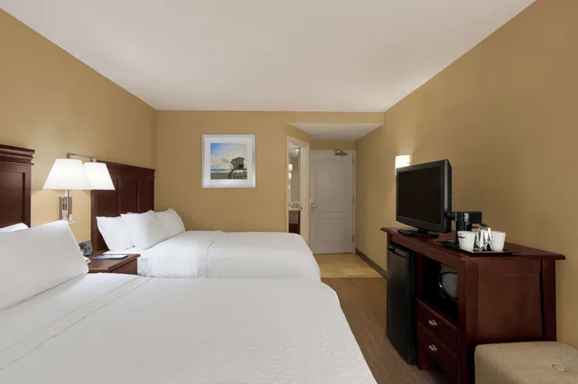 Standard, 2 Double Beds, Hampton Inn Ft Lauderdale-Cypress Creek 1/8