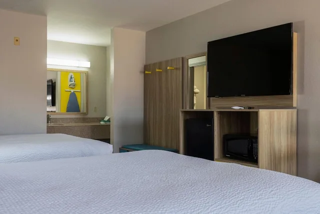 غرفة بسريرين كوين، Days Inn by Wyndham San Angelo 4/8