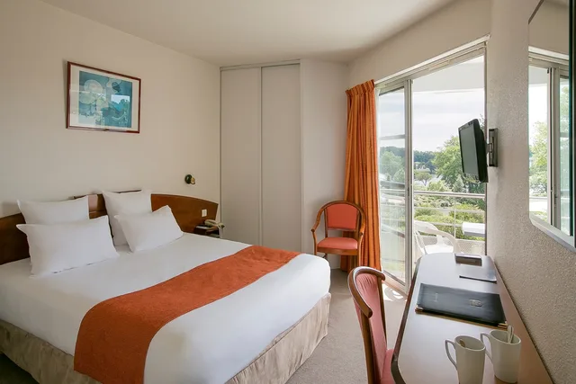 غرفة قياسية بسريرين منفصلين بشرفة، Best Western Sourceo 1/3