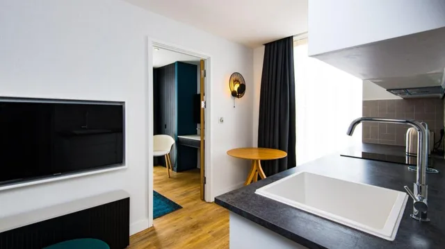 جناح بسرير كينج، STAYBRIDGE SUITES CARDIFF 2/2