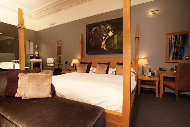 River, Suite, King Bed، Hotel Du Vin & Bistro Cheltenham 2/4