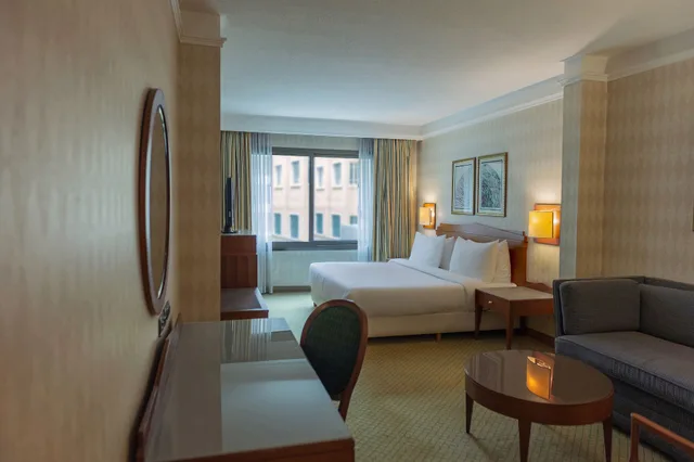 غرفة سوبيريور في طابق مرتفع، Radisson Blu Martinez Beirut 4/8
