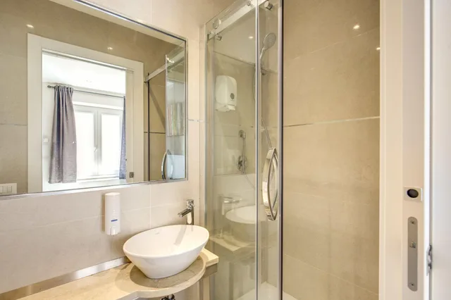 غرفة رباعية بسرير بطابقين، Aurelia Vatican Apartments 1/2