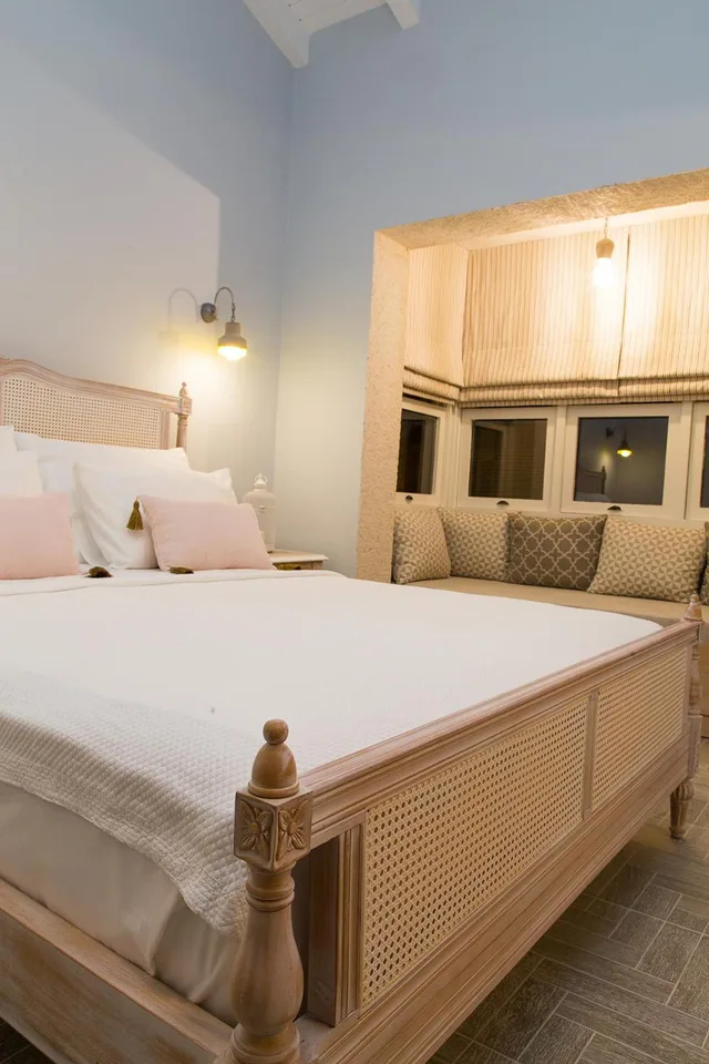 غرفة بسرير كينج بشرفة، Levin Otel 4/6
