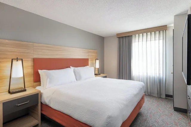 جناح بسرير كوين بغرفة نوم واحدة لذوي الإعاقة، Candlewood Suites Eagan Arpt South - Mall Area, an IHG Hotel 1/7