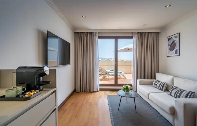 Junior Suite, with View, Hot Tub, Terrace, Occidental Granada 3/7