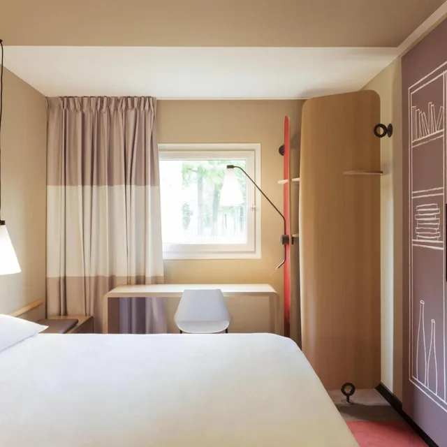 Room, Single Bed, Ibis Hamburg Alster Centrum 3/9
