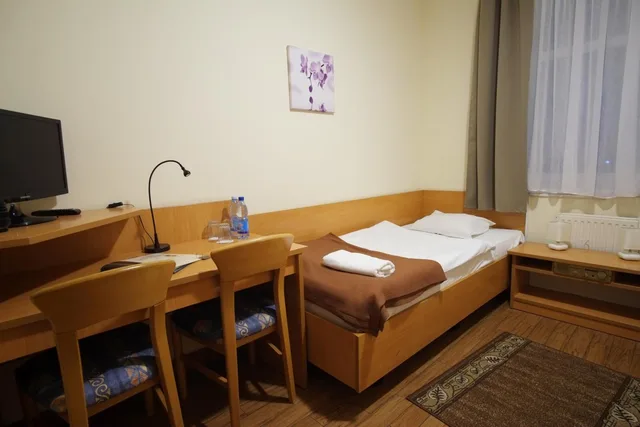 Room, Triple, Miramar 6/8