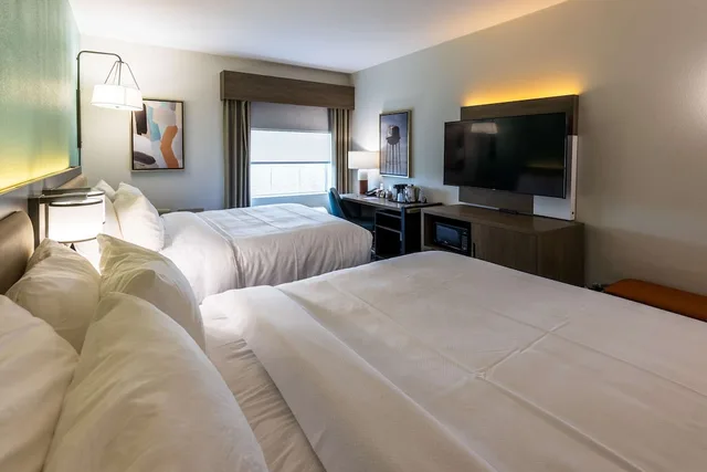 غرفة قياسية بسريرين كوين، Comfort Inn & Suites New Iberia - Avery Island 1/4