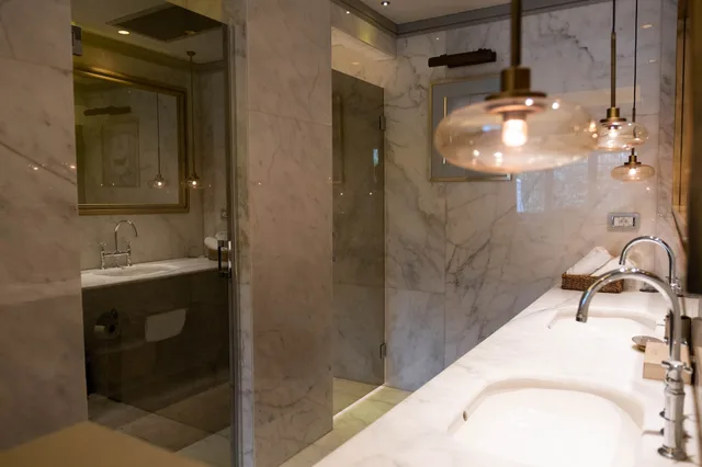 Pool, Suite, King Bed, Sofa، Yacht Classic Hotel - Boutique Class 6/10