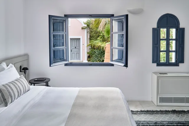 جناح بشرفة بغرفتي نوم بإطلالة، Vedema A Luxury Collection Resort Santorini 9/10