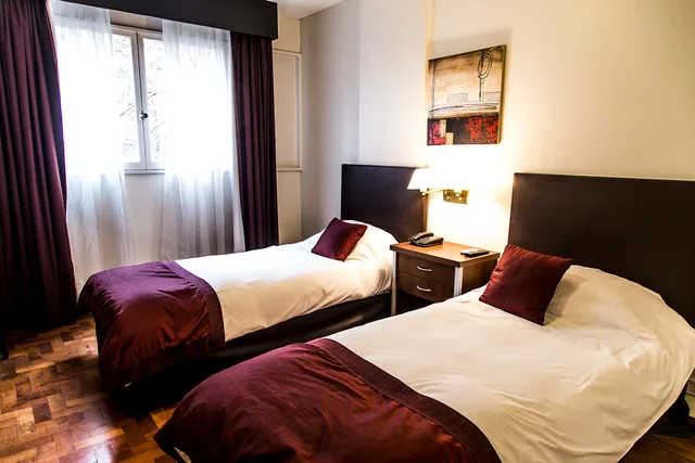 غرفة كلاسيكية بسريرين، Mendoza Hotel 2/4