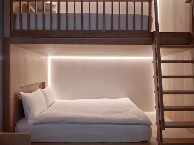cocoon 4، Zedwell Piccadilly Circus 5/10
