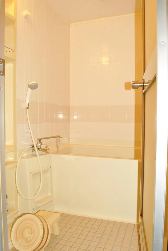 Room, Twin Beds, Shared Bathroom, Hotel Kazahaya 5/6