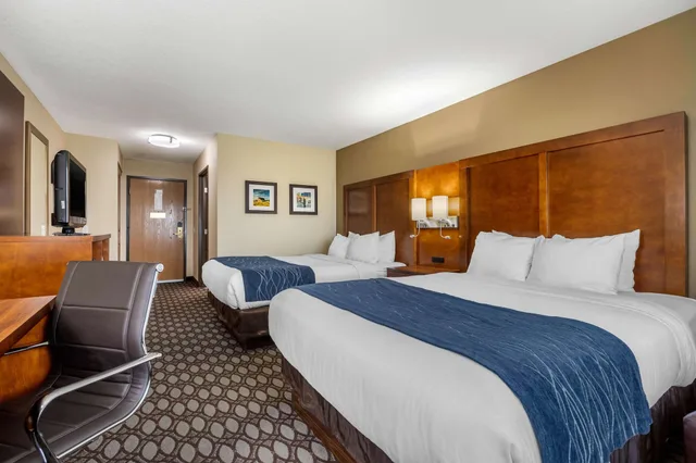غرفة بسريرين كوين، Comfort Inn Story City 2/5