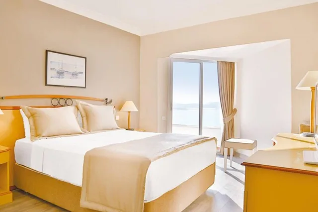 غرفة قياسية بإطلالة على البحر، Roseira Beach Resort 5/8