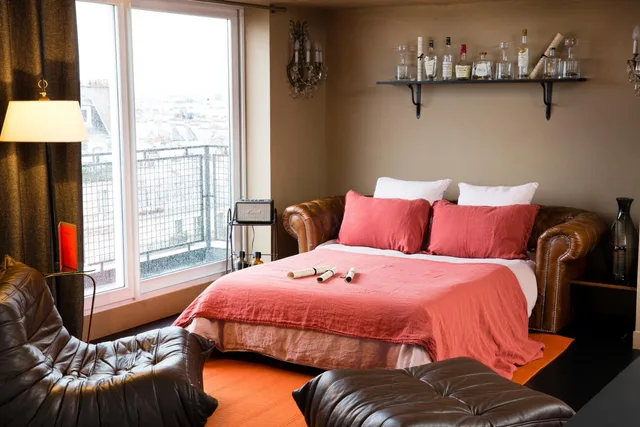 جناح بريستيج بسرير كينج، Hotel Le Chat Noir 4/5