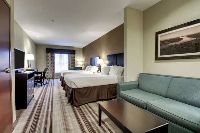 جناح تنفيذي بسرير كينج، Holiday Inn Express Hotel Suites Natchez South 1/3