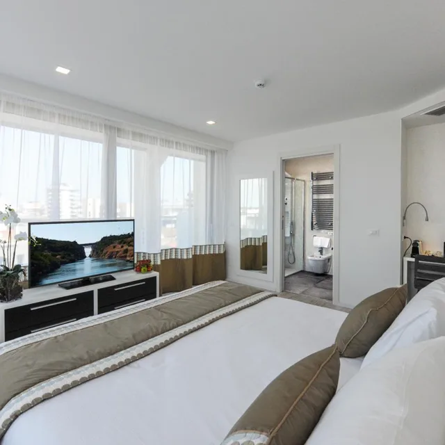 جناح جونيور بإطلالة على البحر، Bellini Hotel 3/10