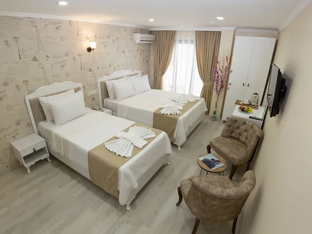 غرفة ديلوكس ثلاثية بسرير مزدوج وسرير فردي، Vander Valk Istanbul Hotel 1/2