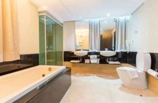 Suite, 2 Double Beds, Eco Floor، Ritz Lagoa Da Anta 10/10