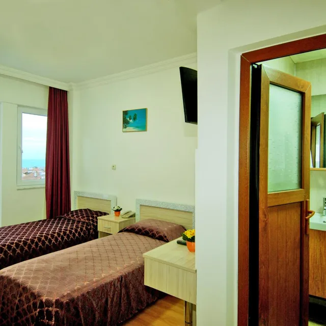 غرفة بسرير مزدوج أو سريرين منفصلين، Lara Diamond Hotel 10/10