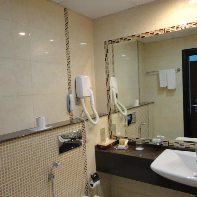 Standard, Single, King Bed, Ramee Rose Hotel 7/7
