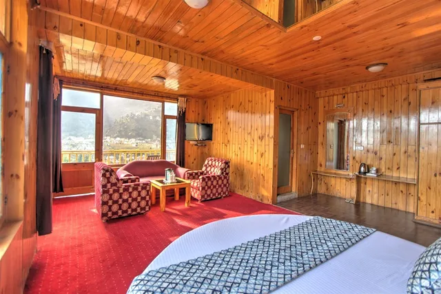 جناح شهر العسل بسرير كوين بإطلالة على الجبل بغرفة نوم واحدة، Hotel Mountain Face By Snow City Hotels 2/3