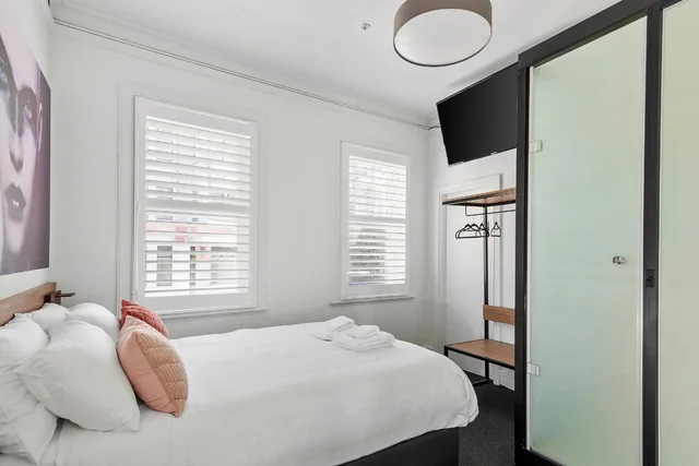 غرفة بسرير مزدوج، Criterion Hotel Sydney 2/2