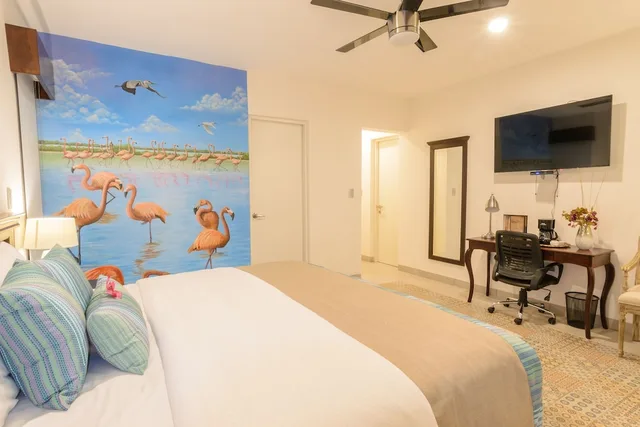 2 Bedrooms, Master, Family Suite, 1 King and 2 Double Beds، Hotel Boutique Real San Juan Center 10/10