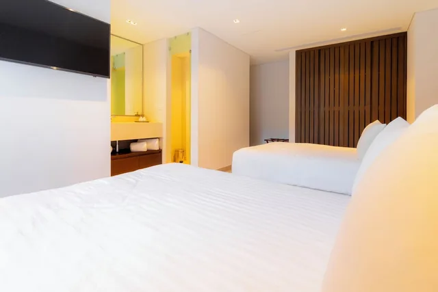Serena, Residence, King Bed, 3 Queen Beds, The Paraiso Residences at Marina Cabo 3/5