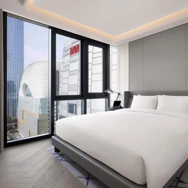 جناح تنفيذي بسرير كينج بإطلالة على البحيرة بغرفتي نوم، Sofitel Ambassador Seoul Hotel and Serviced Residences 1/6