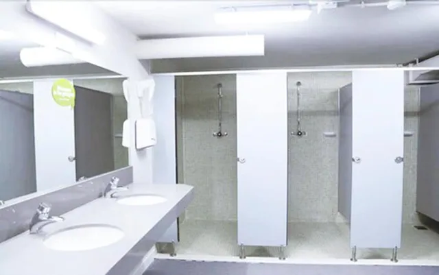 Mixed Dorm, 14 People، Hola Hostal Eixample 1/1